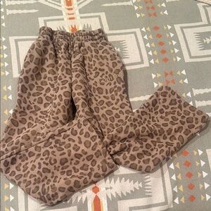 Comfrt Leopard Print Jogger Pants- small